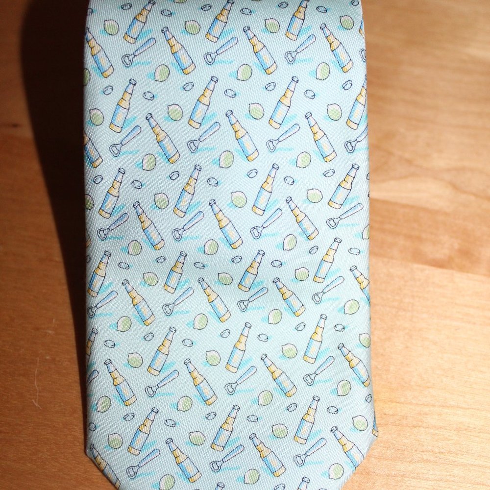 Vineyard Vines Men's Silk Tie Corona Beer With Limes and Can Openers